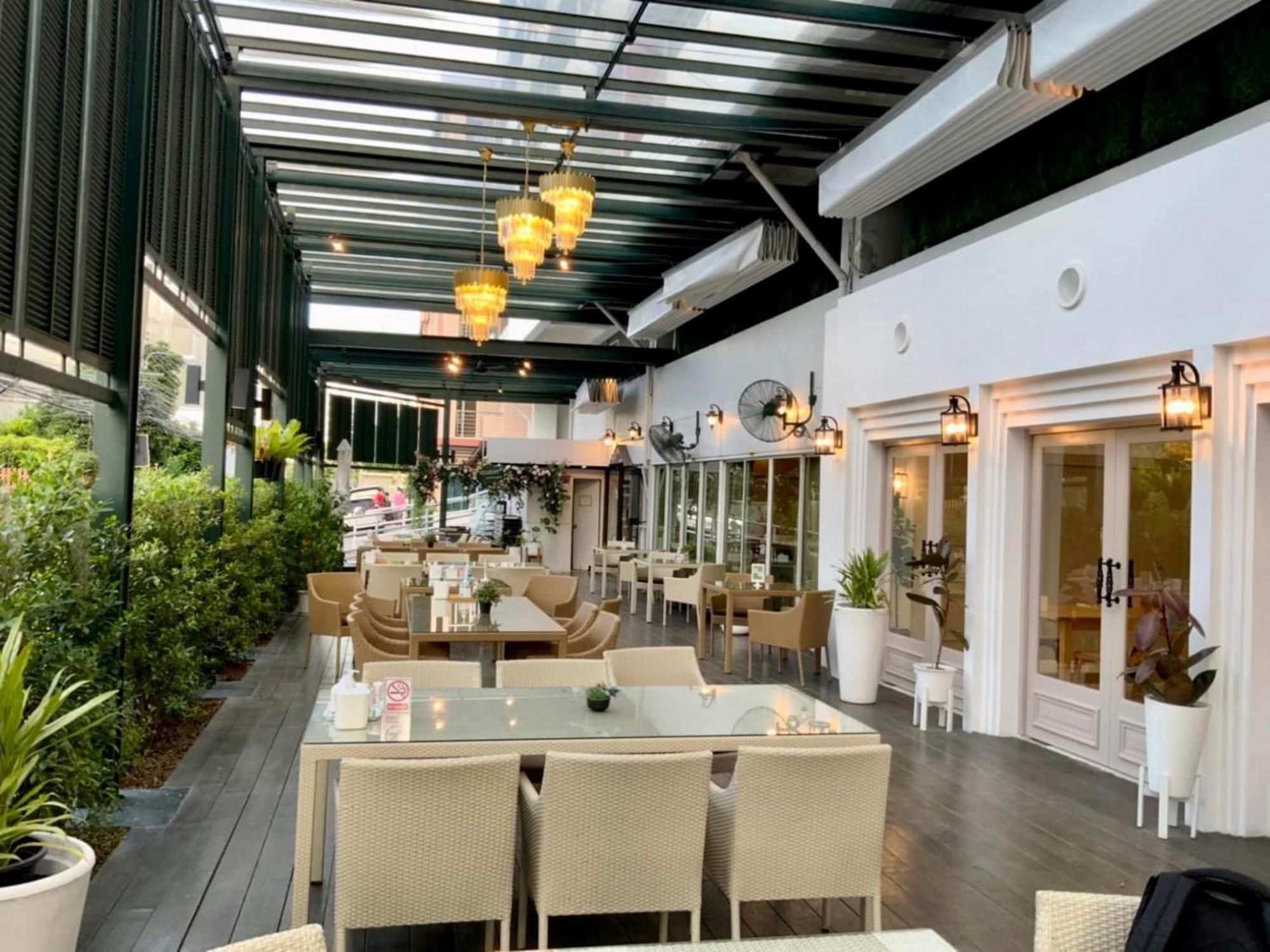 Regent Ramkhamhaeng 22 Hotell Bangkok Exteriör bild