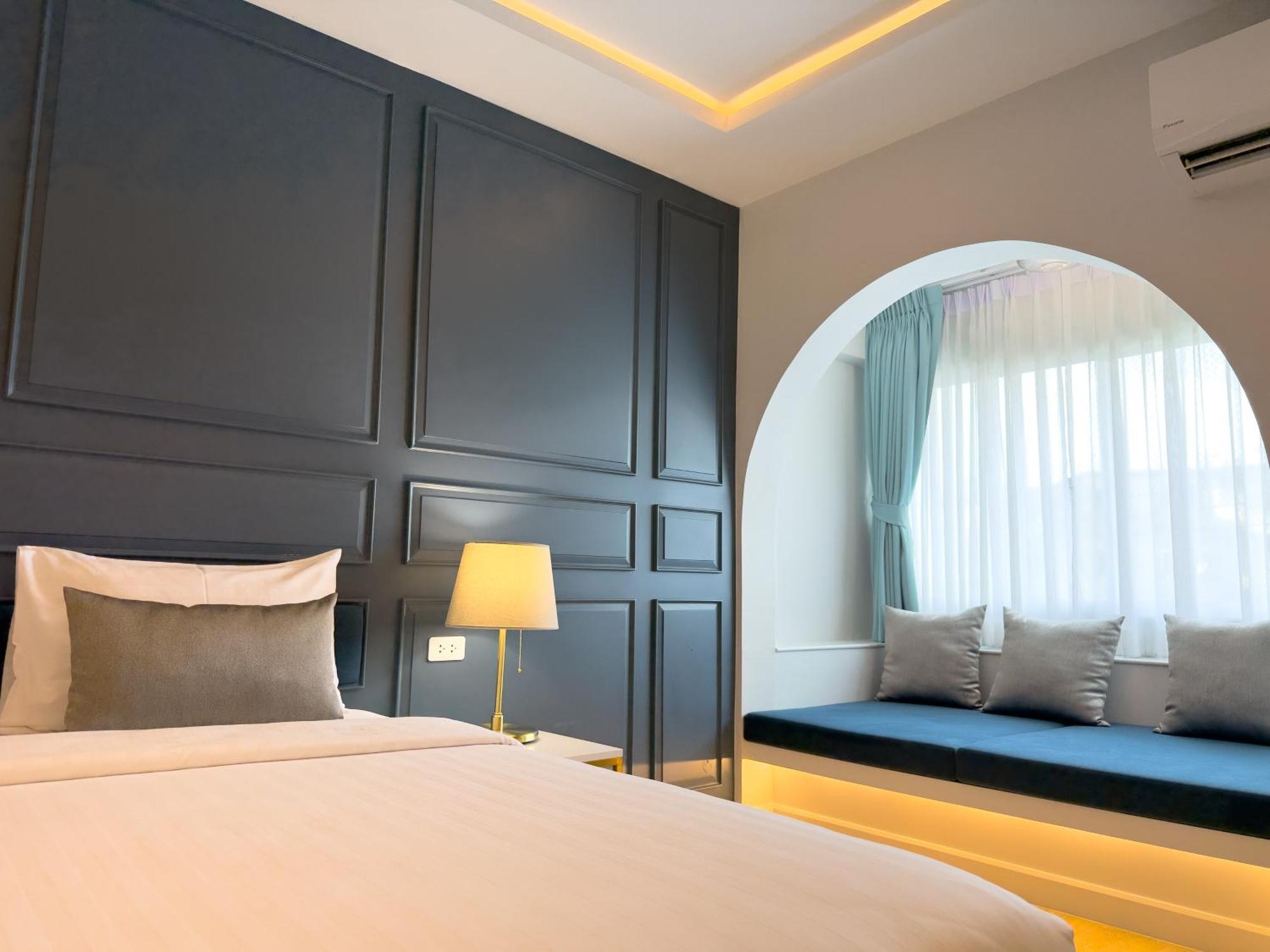 Regent Ramkhamhaeng 22 Hotell Bangkok Exteriör bild
