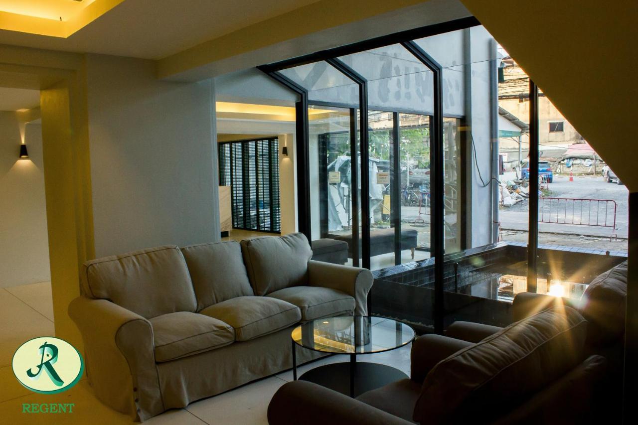 Regent Ramkhamhaeng 22 Hotell Bangkok Exteriör bild